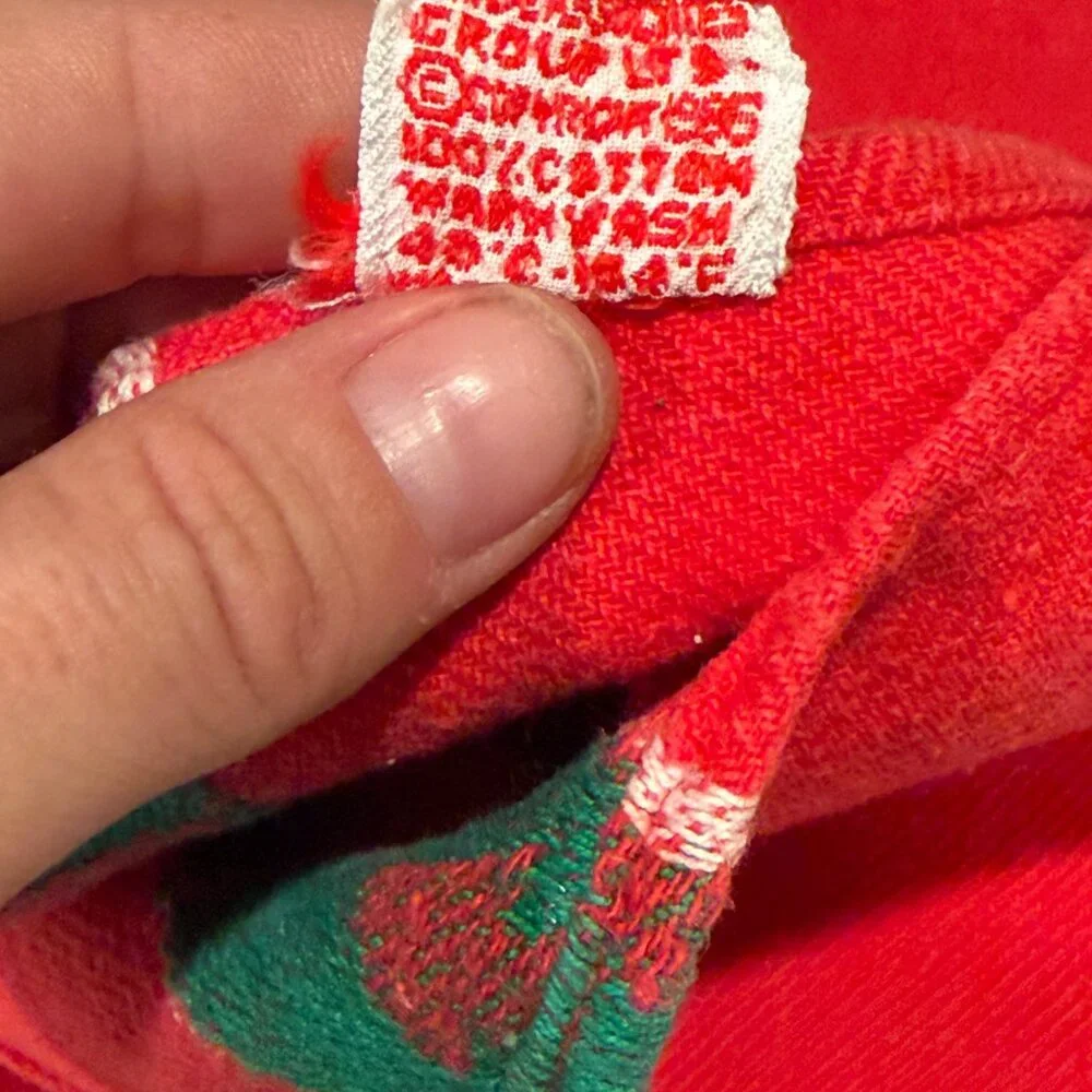 Vintage 80s Tag‎ Textiles Red Christmas Tree 2 Napkins Embroidered Cloth Holiday